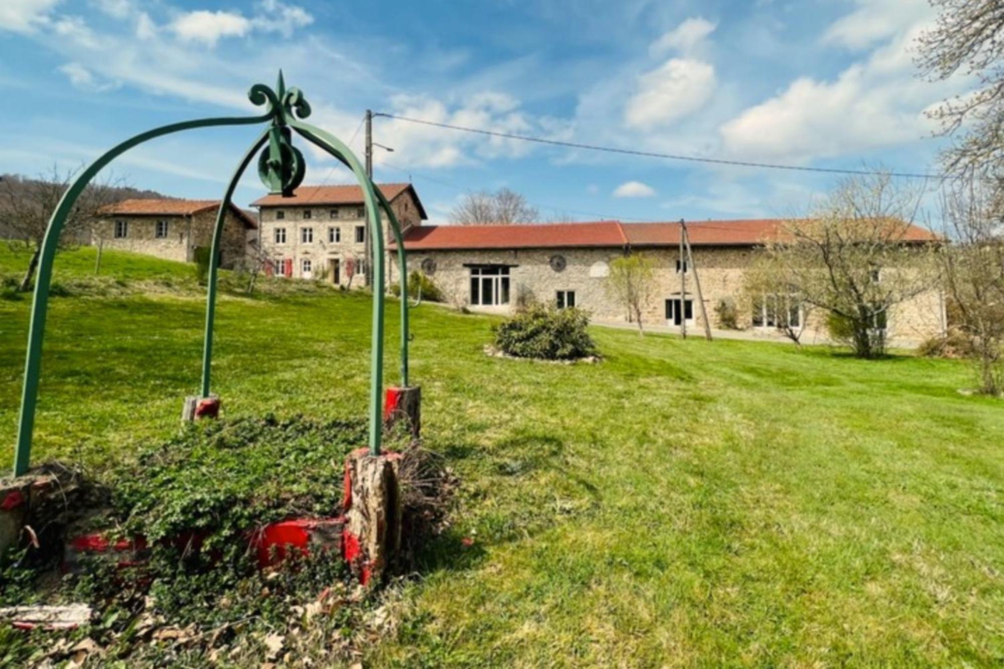 Villa De Luxe, Nichee Dans Les Montagnes Lavoine エクステリア 写真